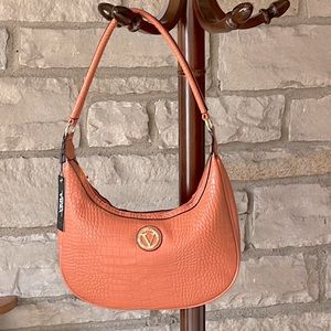 VERA NEW YORK Croc style handbag- cell phone pocket- inside zipper and pouch